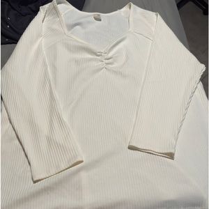 Terra & Sky 3x medium weight ivory/cream colored long sleeve top. NWOT